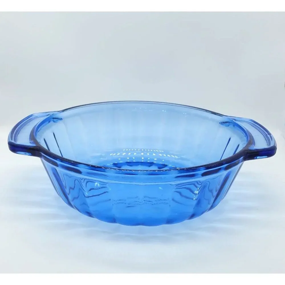 Vintage Anchor Hocking 1.5Qt Blue Fluted Round Casserole Dish with Handles